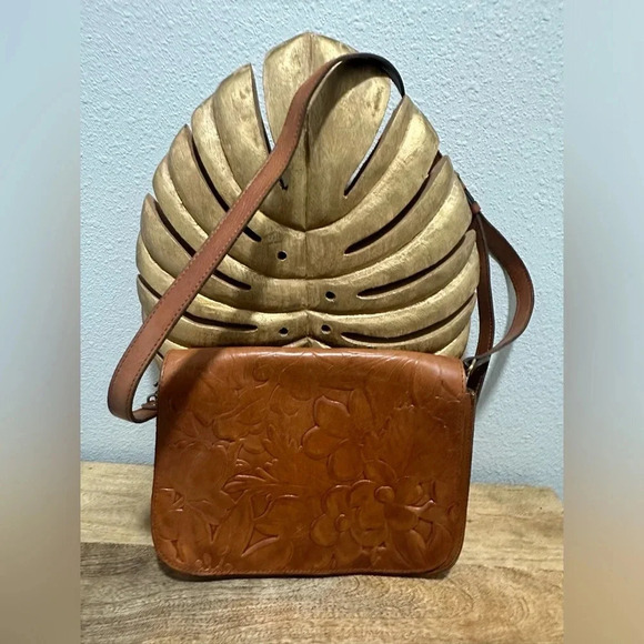 PATRICIA NASH Tooled leather Crossbody GUC - Picture 1 of 4